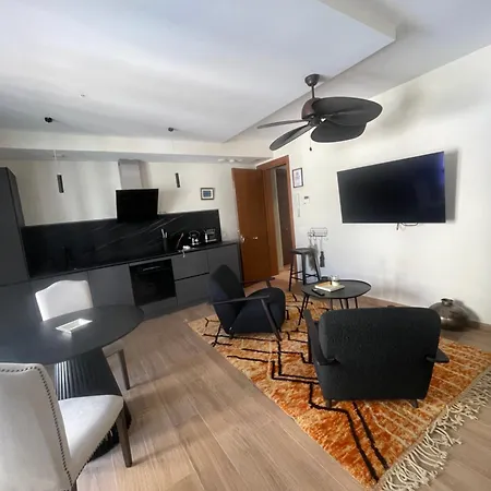 Zazz Апарт-отель *